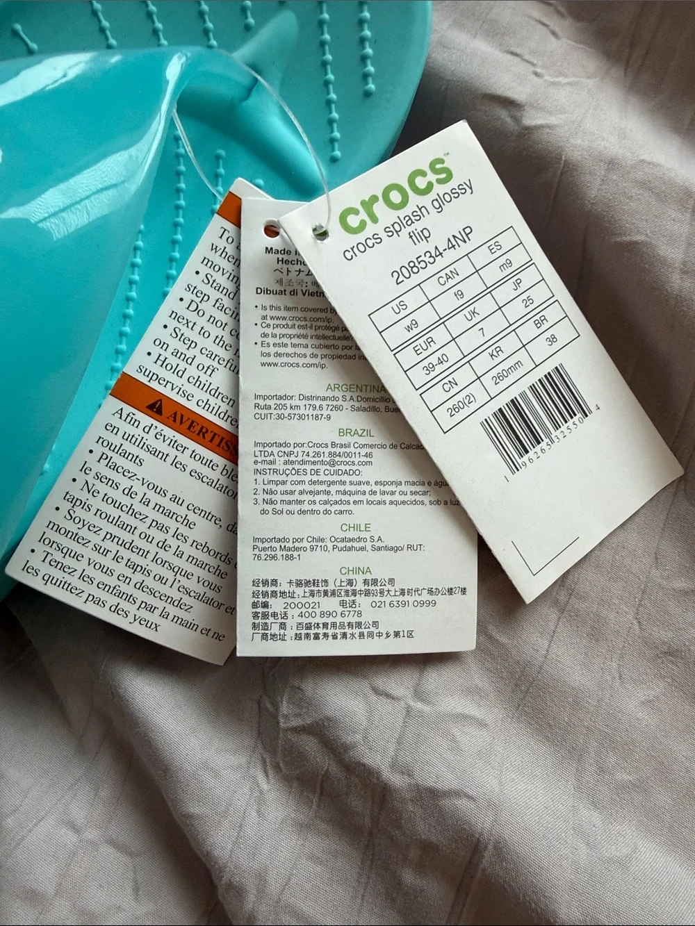 CROCS Women’s Turquoise Aqua Flip Flop Sandals